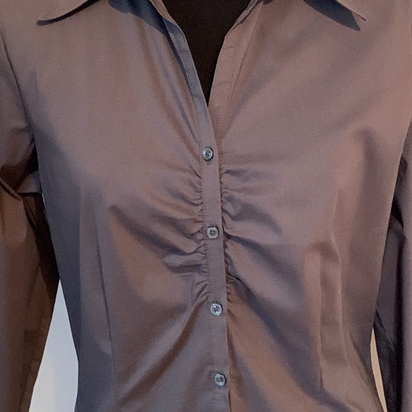 Old Navy Tailored Button Down - Picture 2 of 3